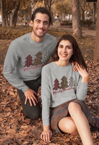 Christmas Tree Merry Christmas Unisex Sweatshirt - I Love Heartstrings